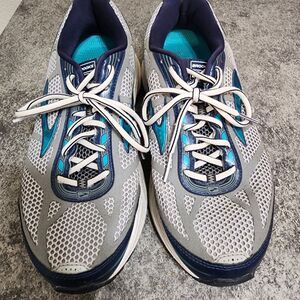 Brooks Dyad 8 Running Shoes Silver / Metallic Blue - Women’s Size 10 Wide (2E)